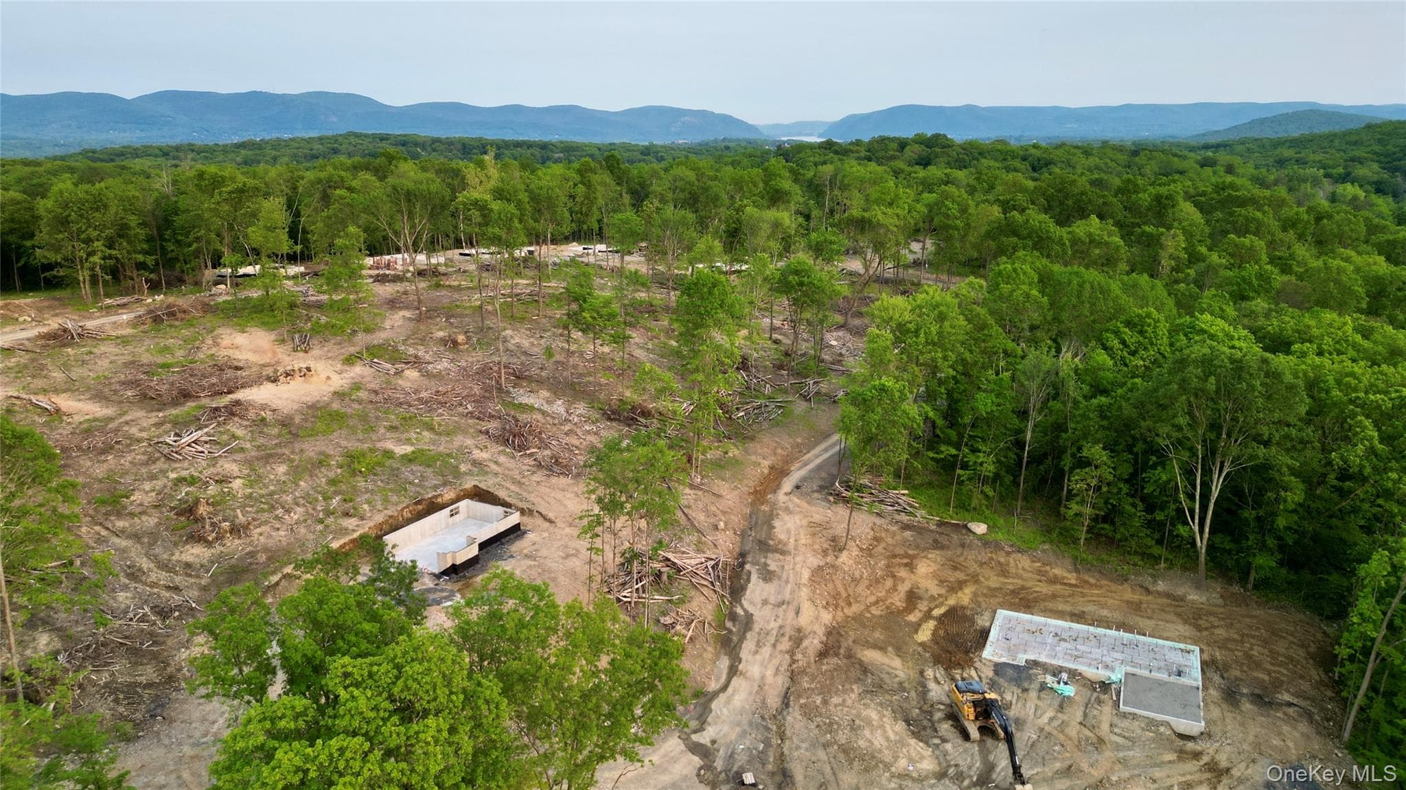 34 Tamarack Drive thumbnail 13
