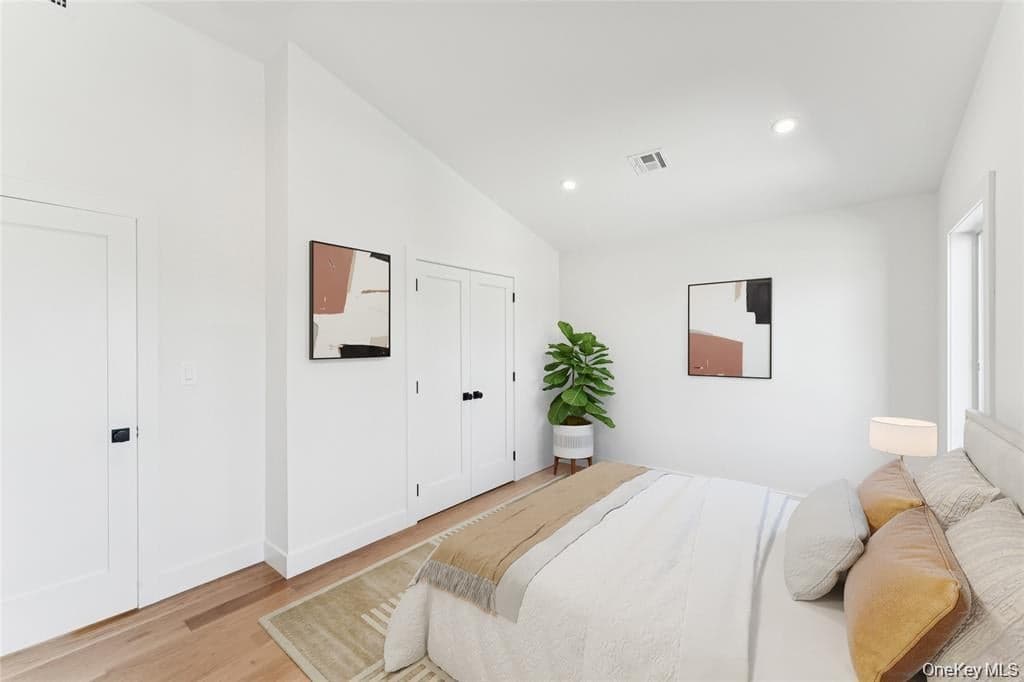 141 Flamingo Street thumbnail 15