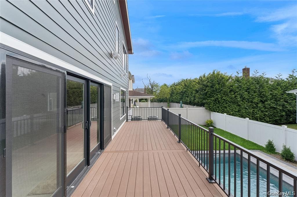 141 Flamingo Street thumbnail 2