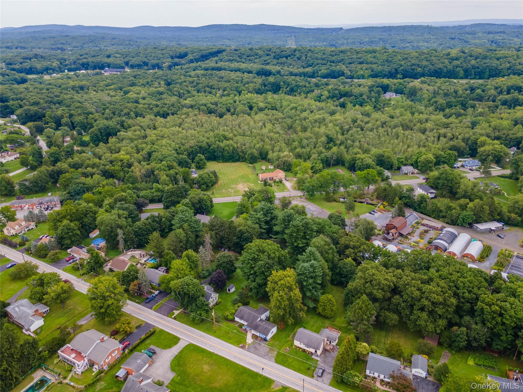 566 Lakeside Road thumbnail 8
