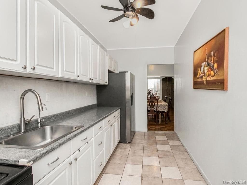 2166 Bronx Park Unit: 6D thumbnail 4
