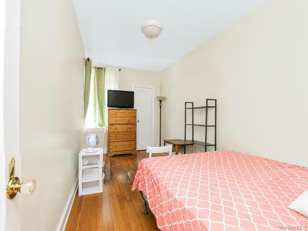 2166 Bronx Park Unit: 6D thumbnail 7