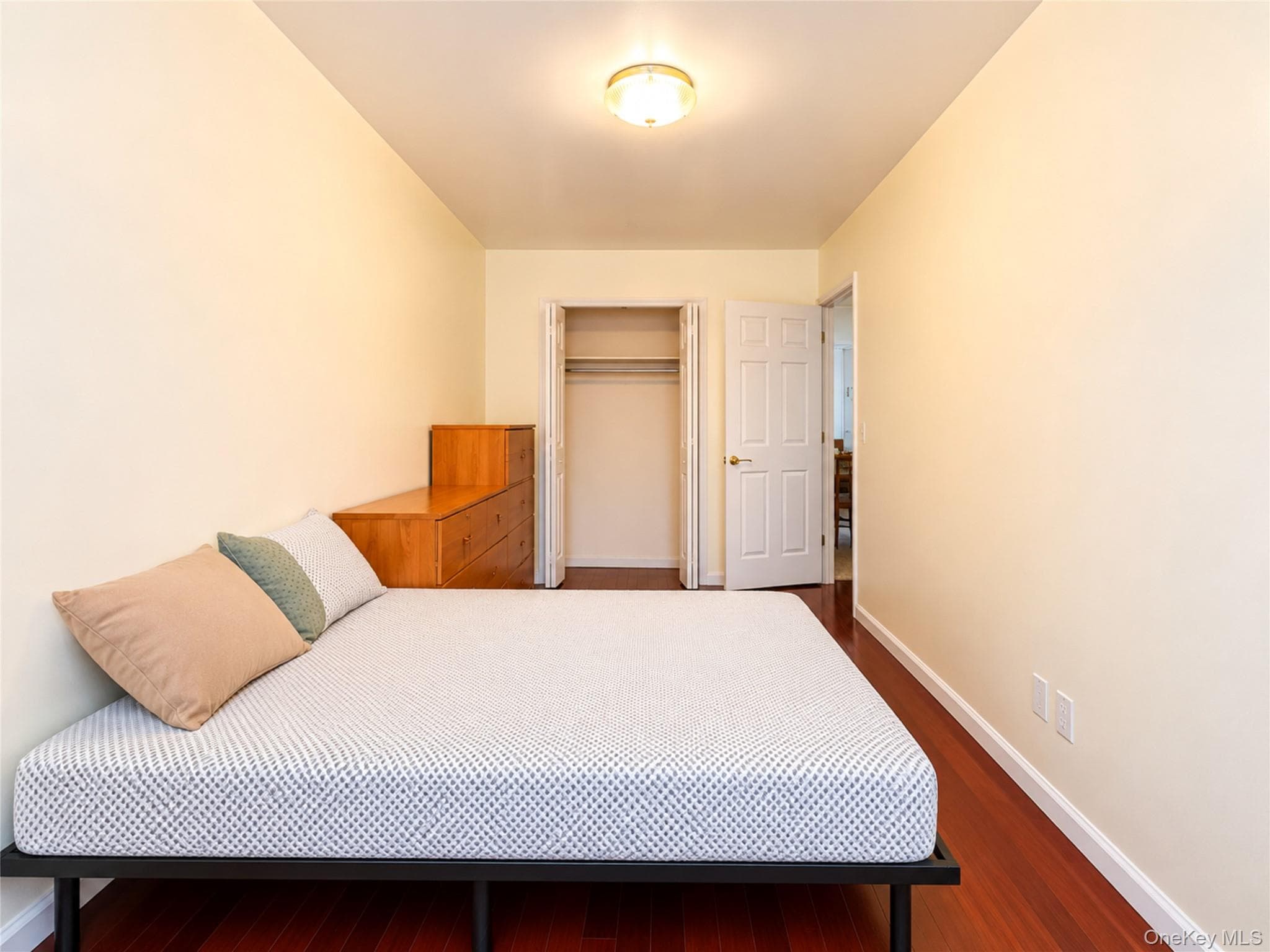 104-31 39th Avenue Unit: 1A thumbnail 6