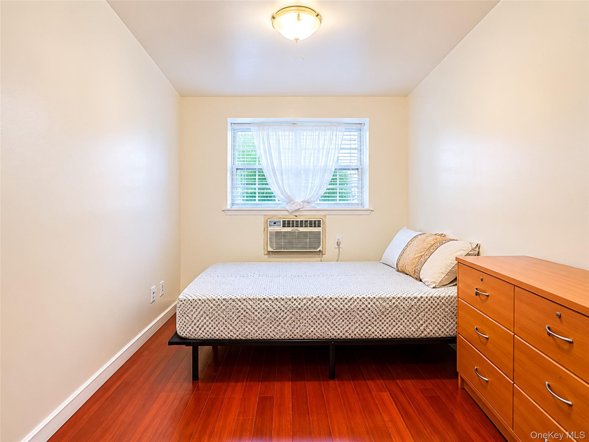 104-31 39th Avenue Unit: 1A thumbnail 5
