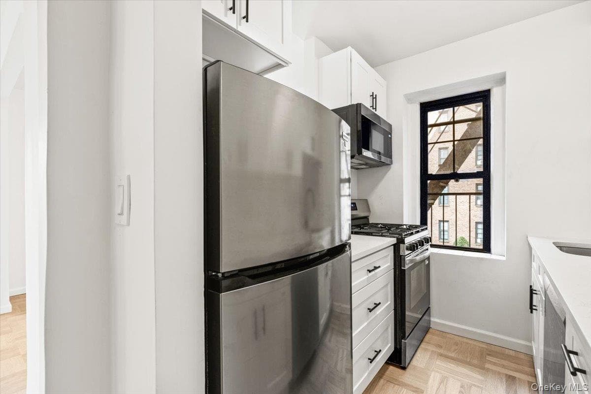 196 Garth Road Unit: 1F thumbnail 14