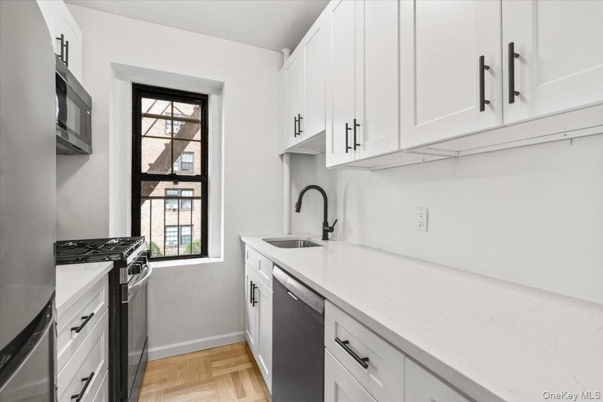 196 Garth Road Unit: 1F thumbnail 13