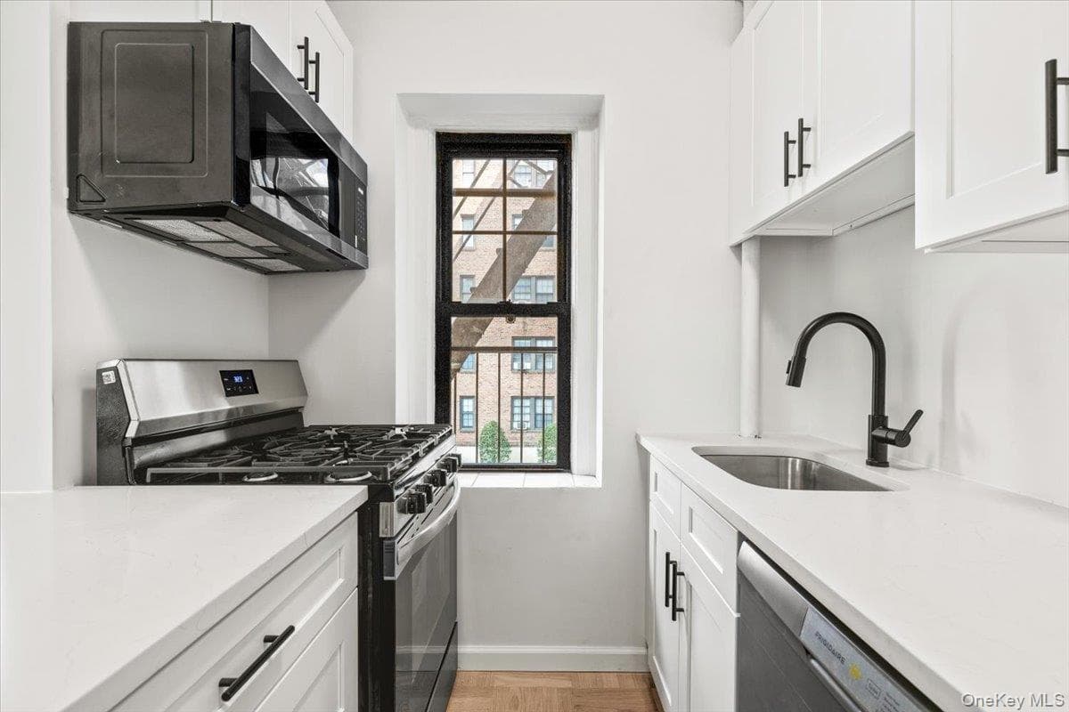 196 Garth Road Unit: 1F thumbnail 15