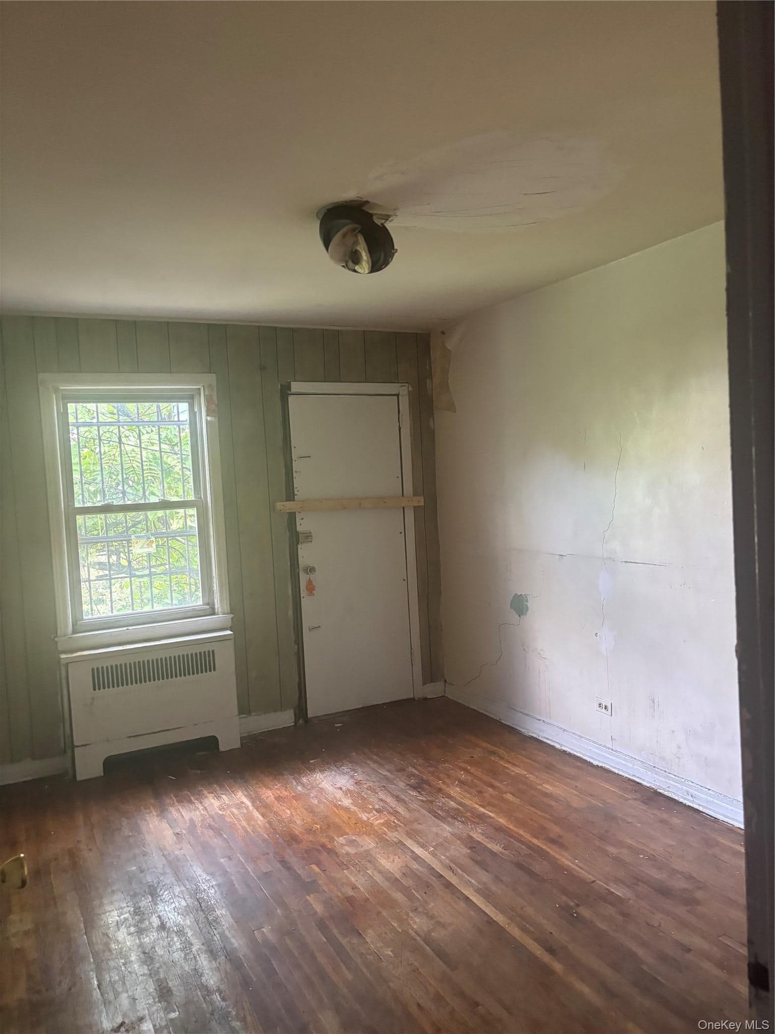 1056 Colgate Avenue thumbnail 10
