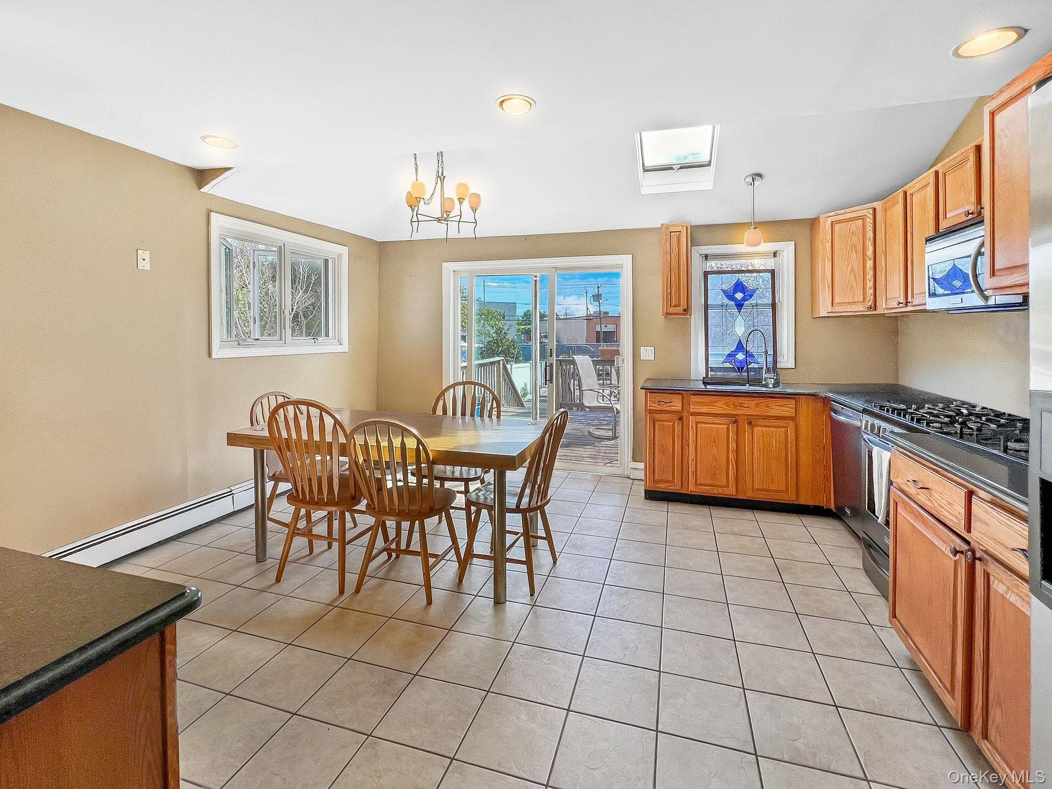 3321 Murdock Avenue thumbnail 4