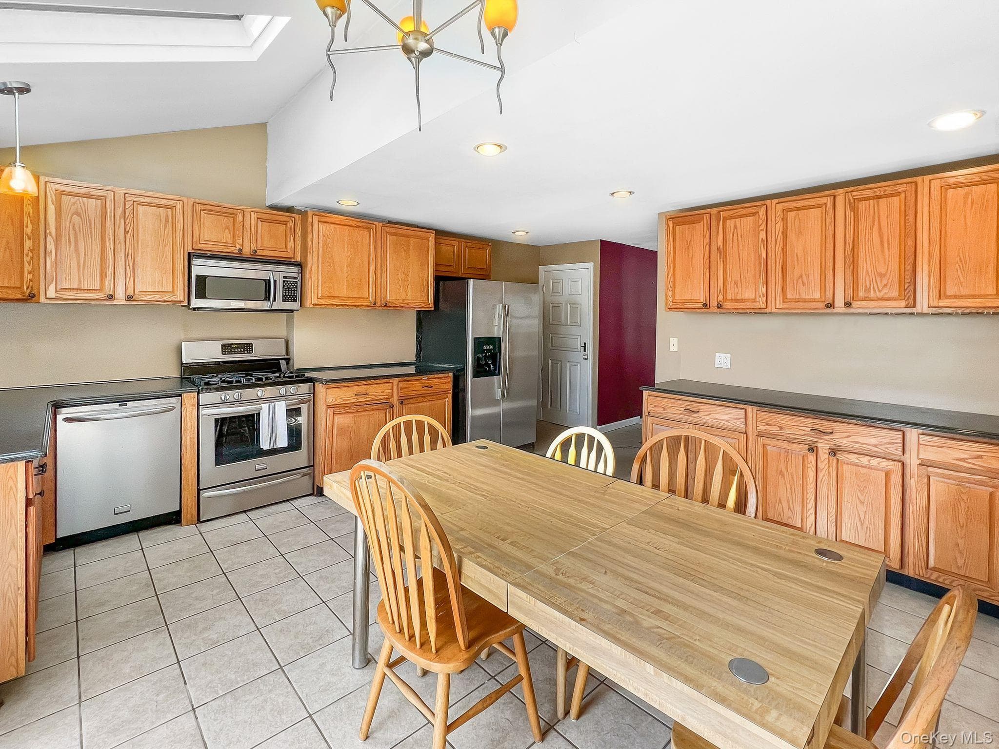 3321 Murdock Avenue thumbnail 5