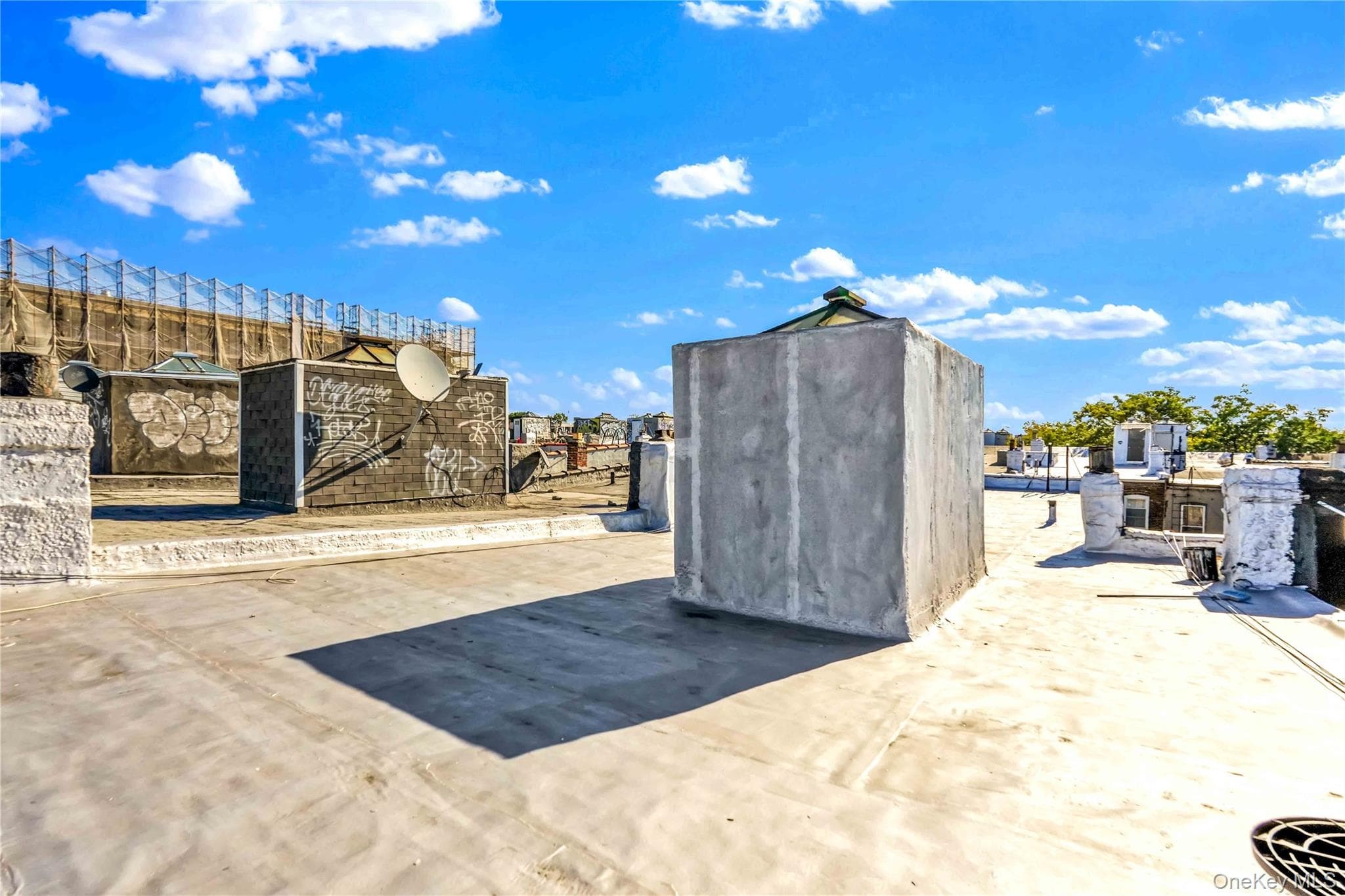 430 Bleecker Street thumbnail 8