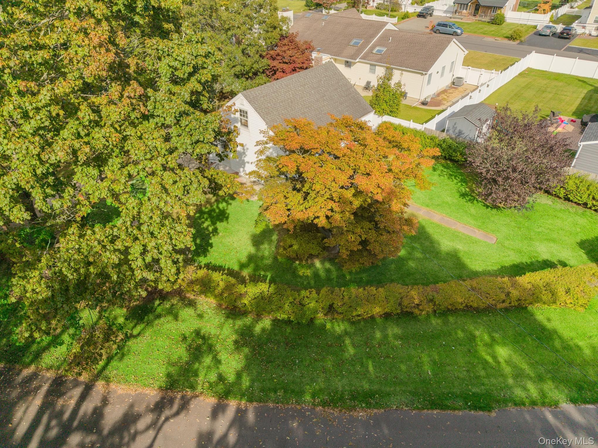 411 Howells Road thumbnail 33