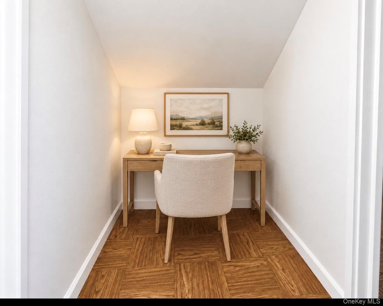 411 Howells Road thumbnail 16
