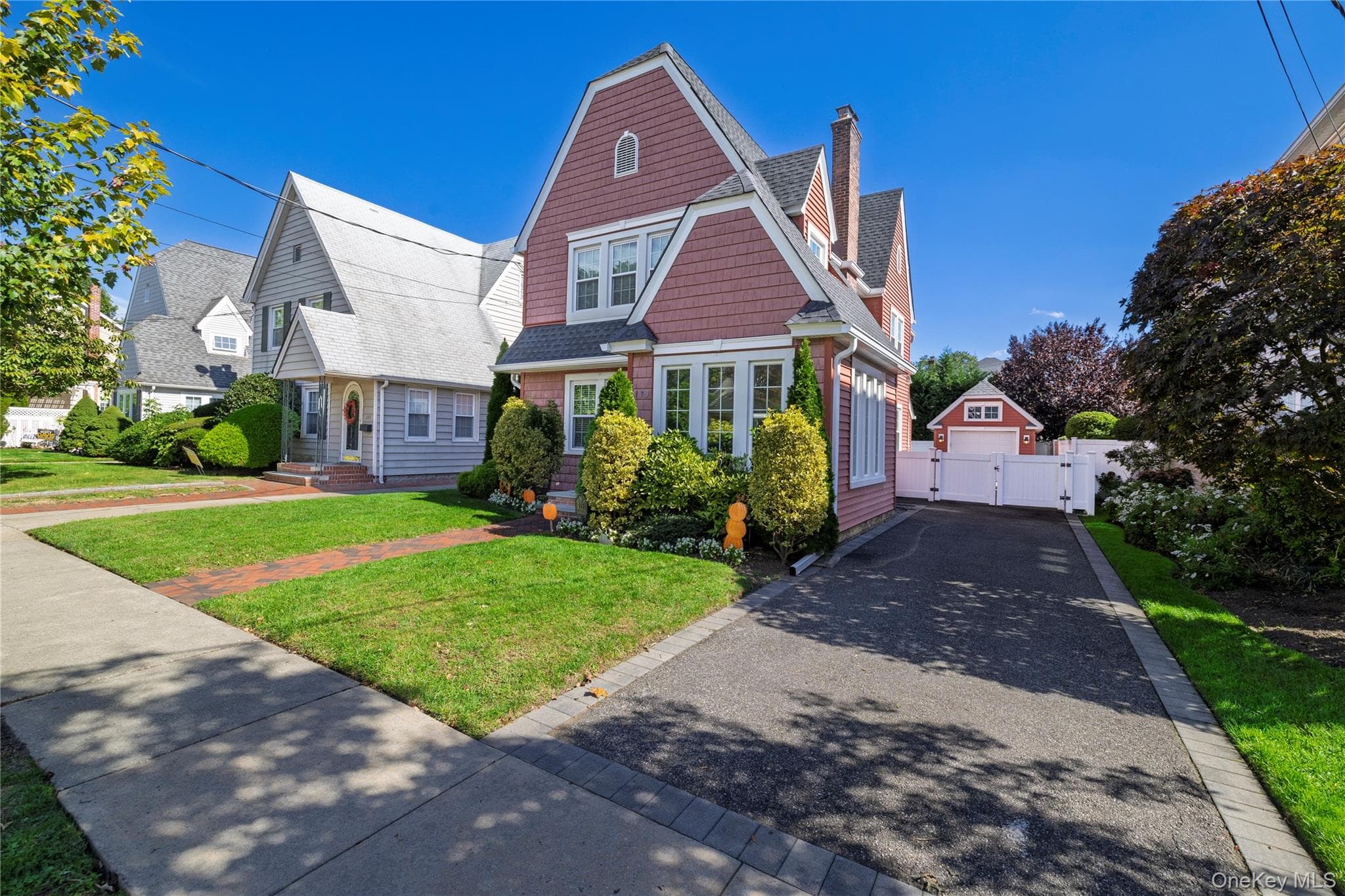 129 Southard Avenue, Rockville Centre