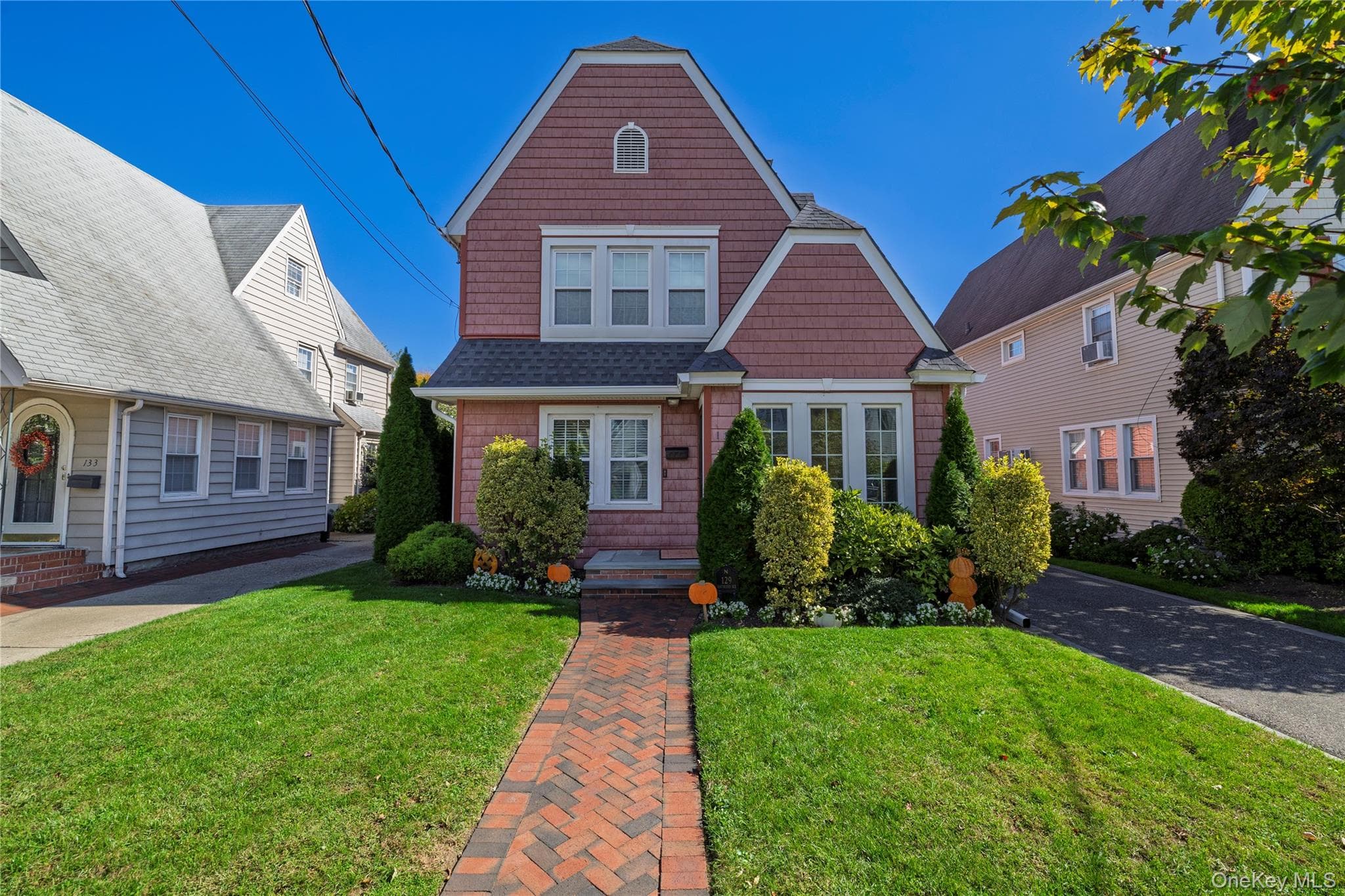 129 Southard Avenue thumbnail 2