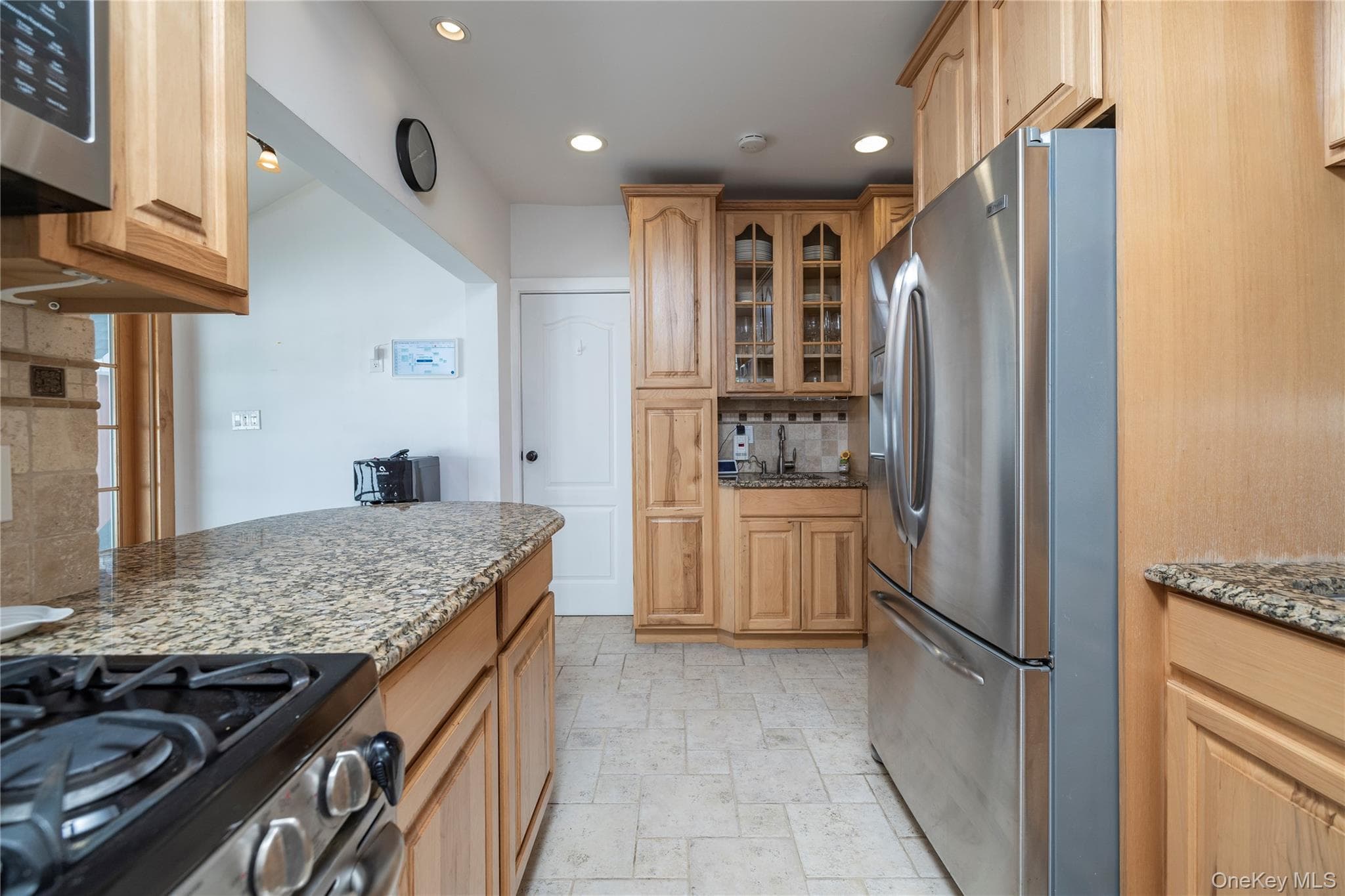 129 Southard Avenue thumbnail 10