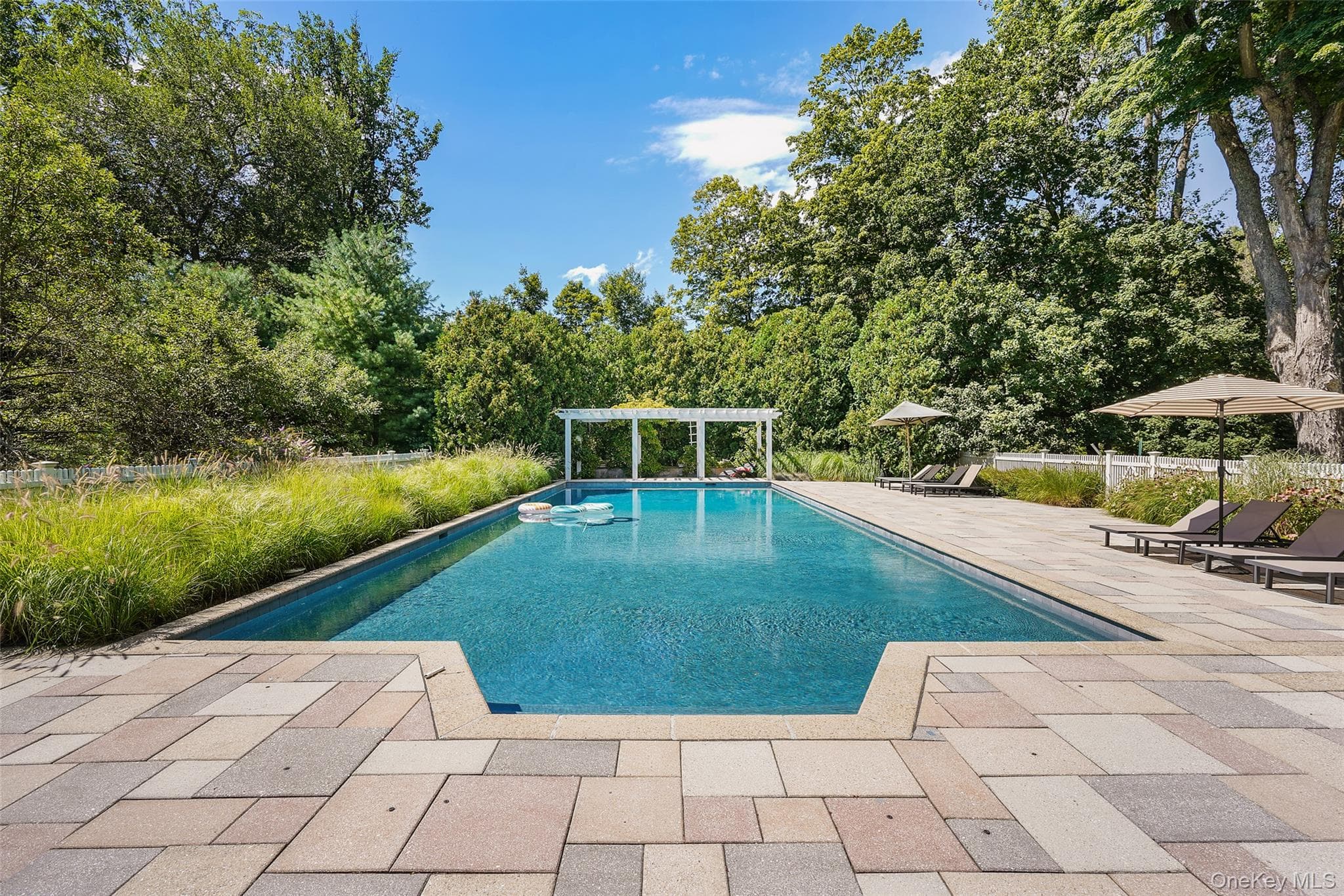 640 Grant Road thumbnail 38
