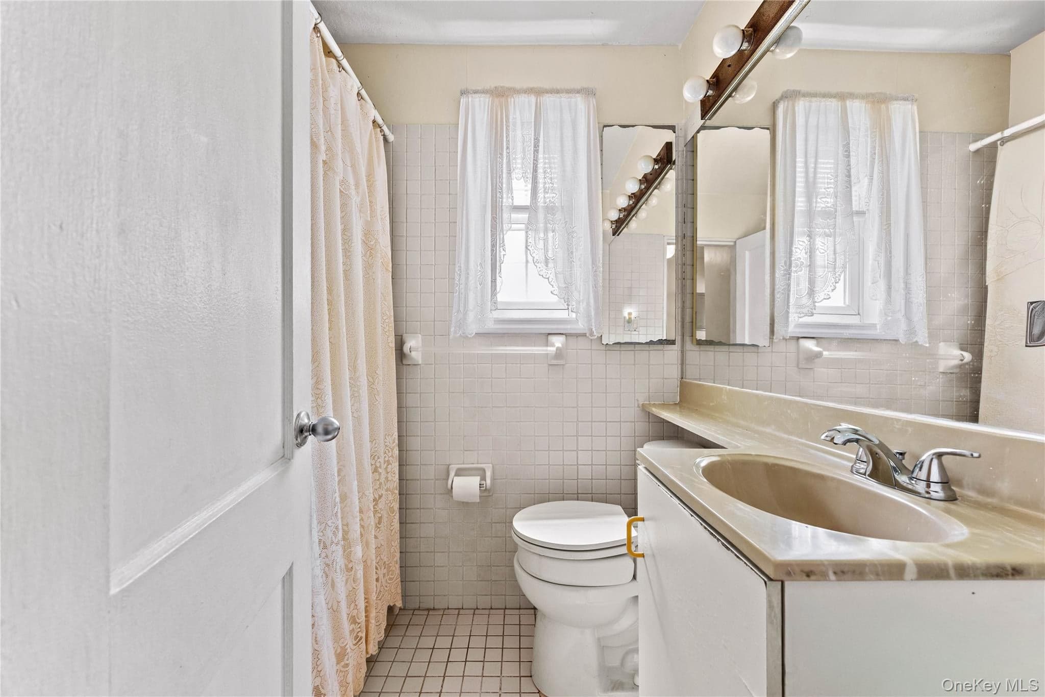 223-52 65th Avenue Unit: 52B thumbnail 12