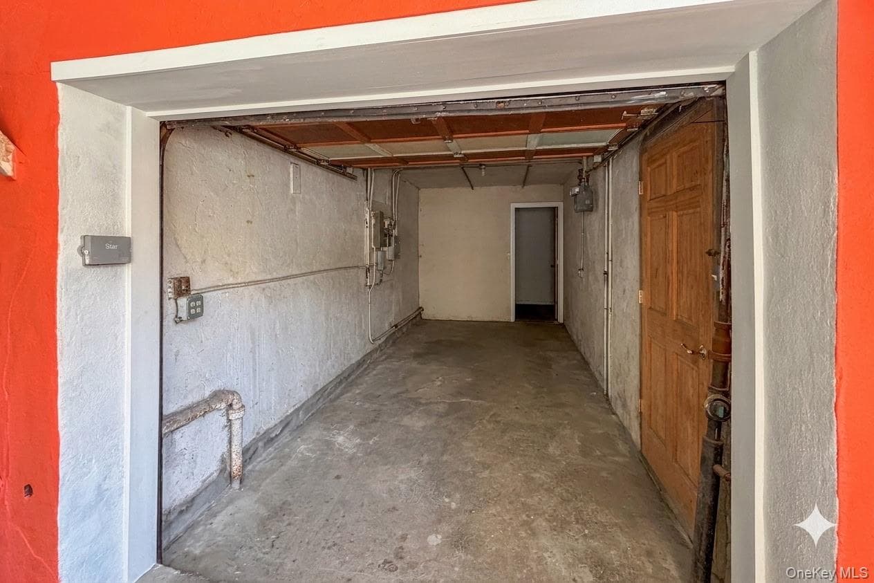 3234 Colden Avenue thumbnail 4