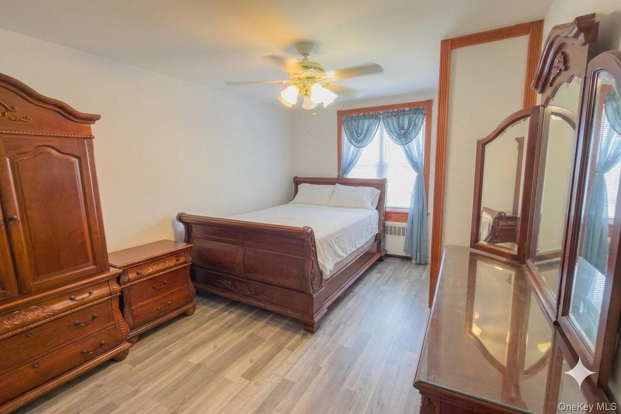 3234 Colden Avenue thumbnail 13