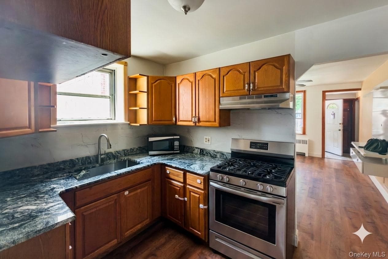 3234 Colden Avenue thumbnail 16