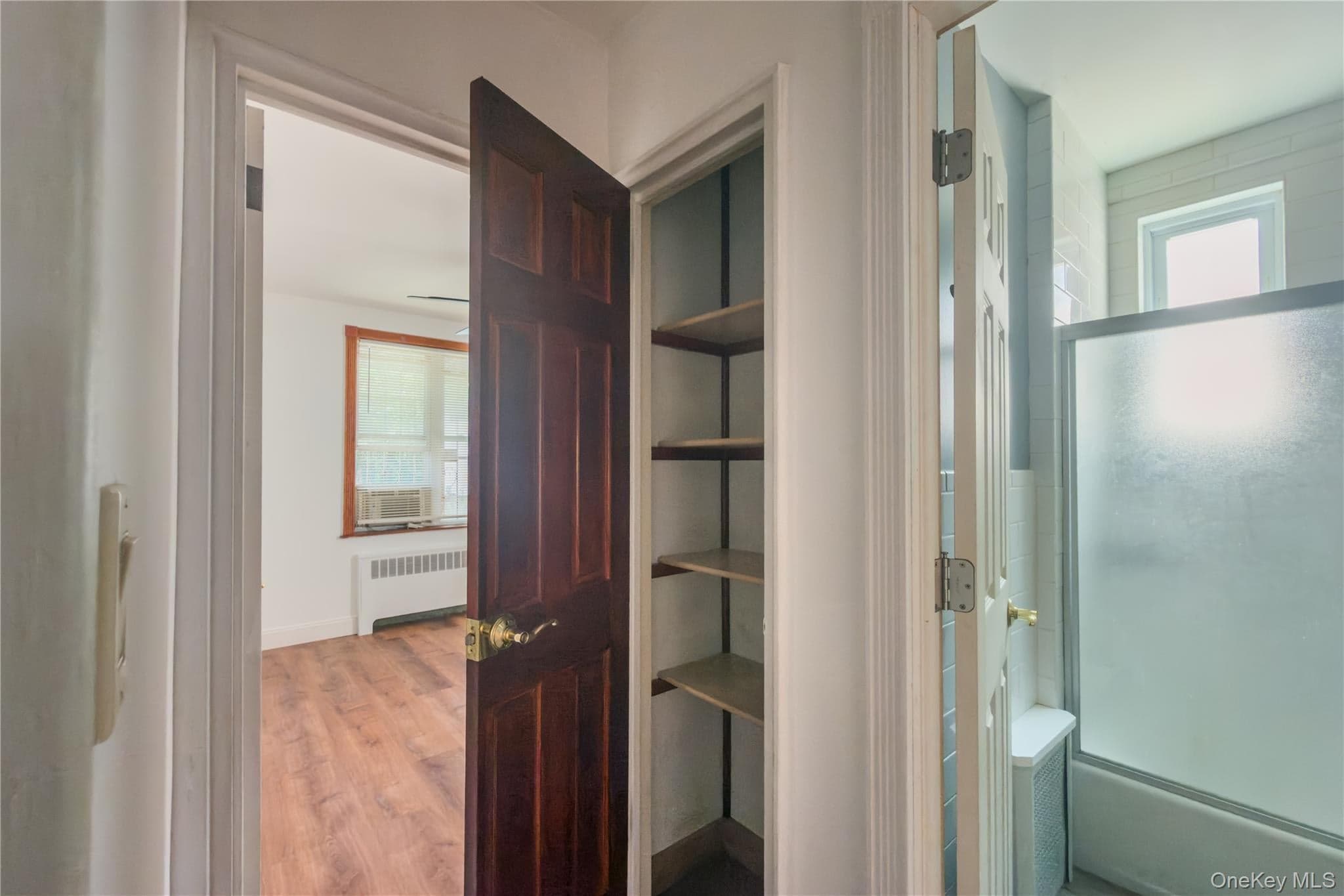 3234 Colden Avenue thumbnail 19