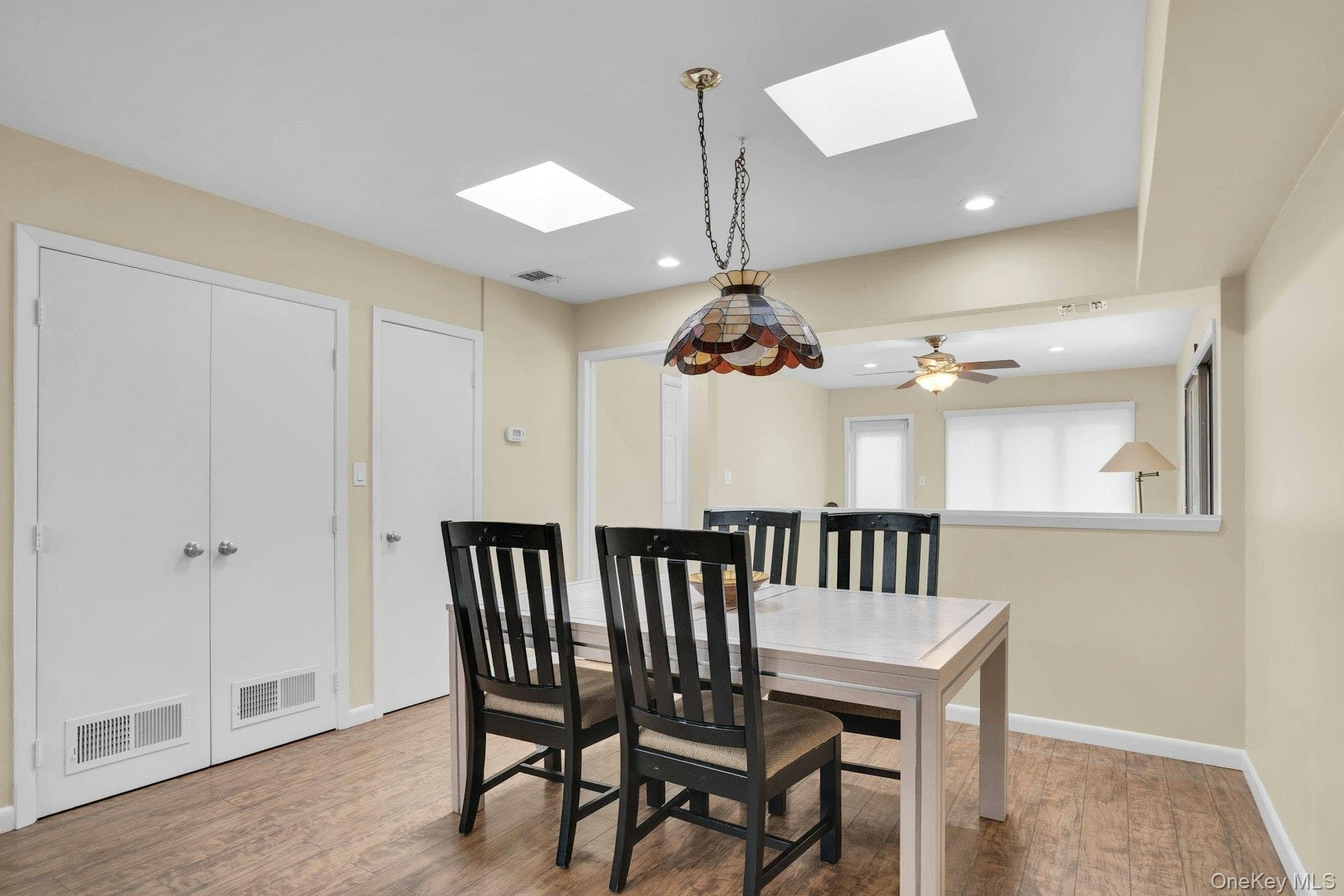 764 Vanderbilt Parkway thumbnail 18