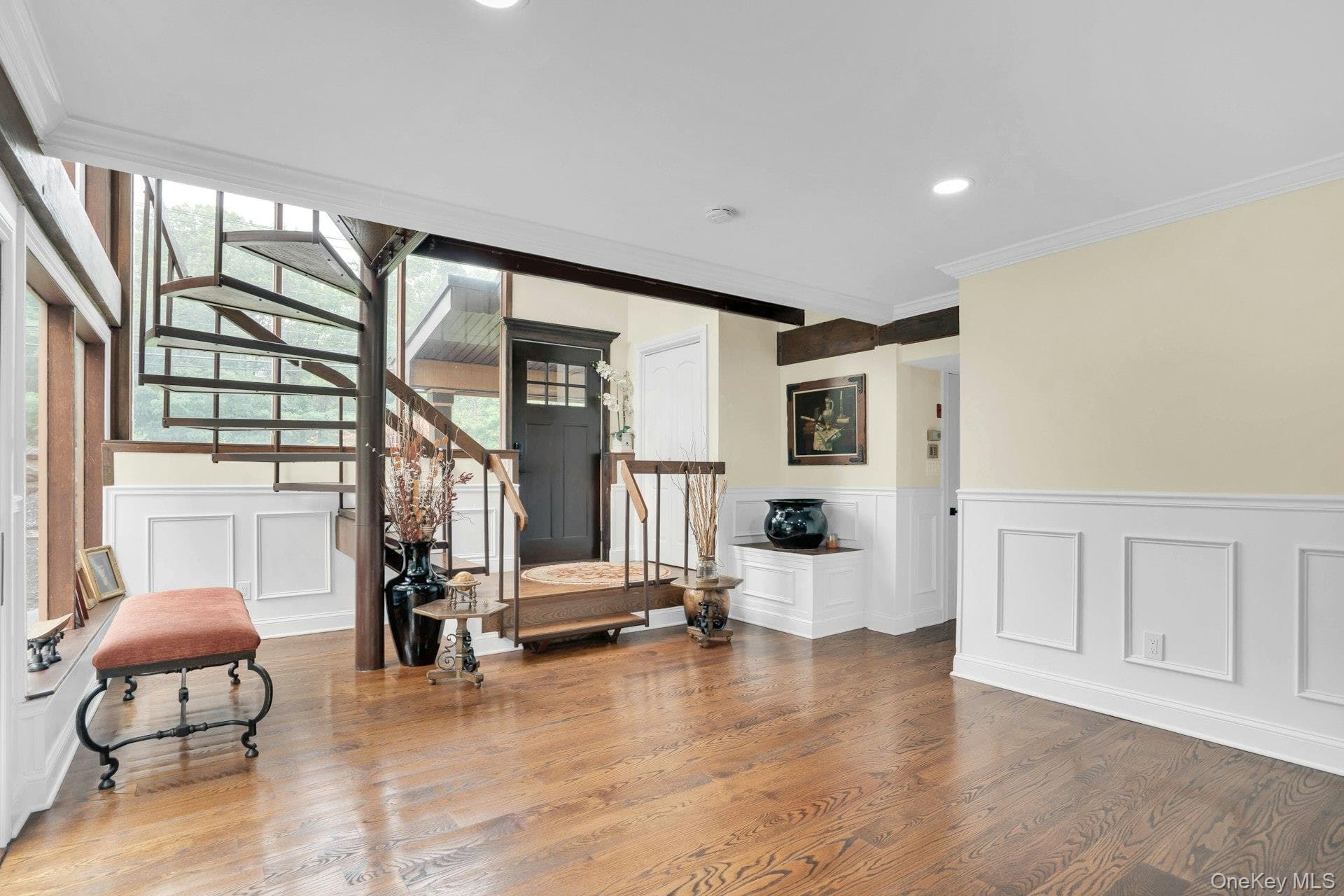 764 Vanderbilt Parkway thumbnail 6