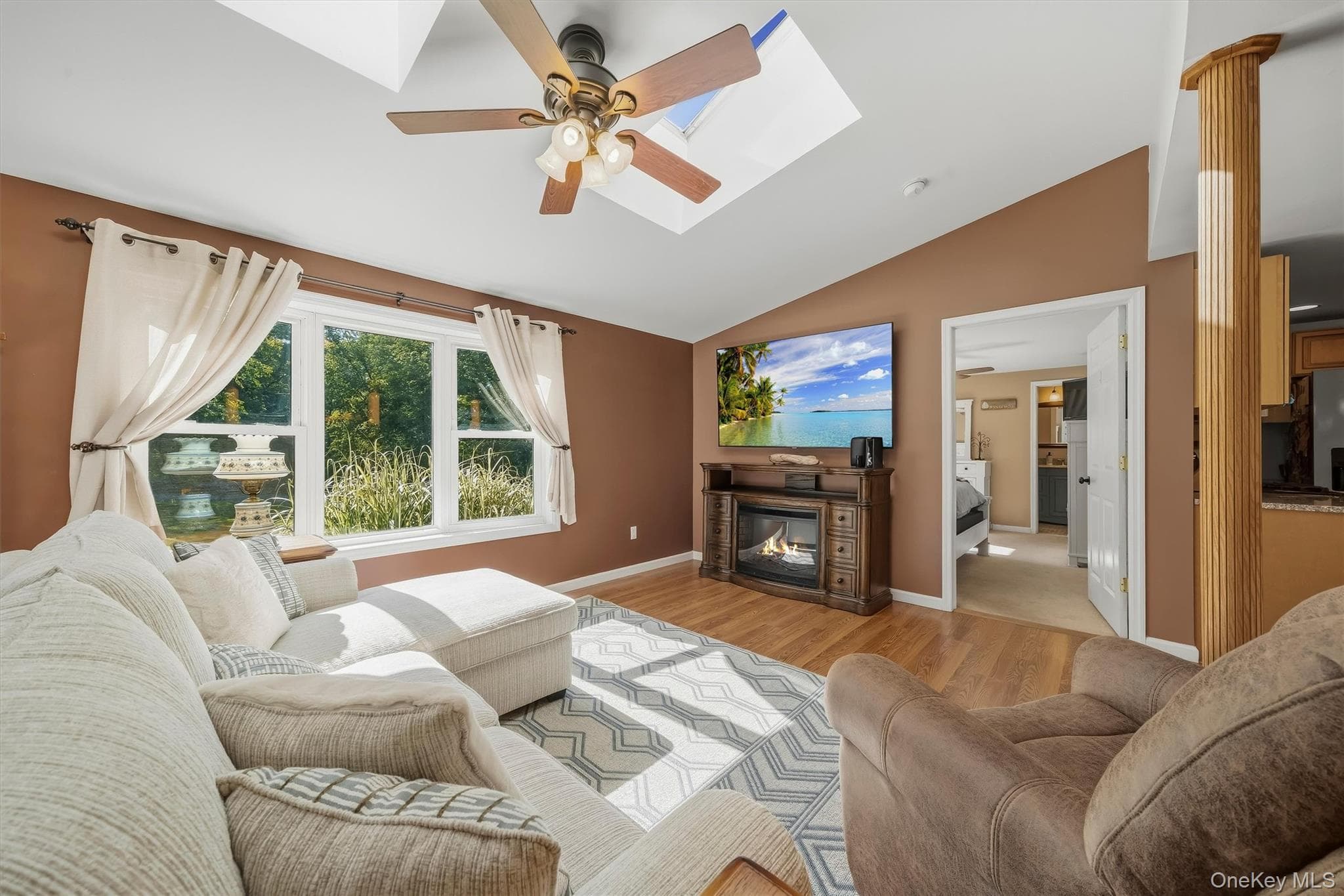 97 Heselton Drive thumbnail 6
