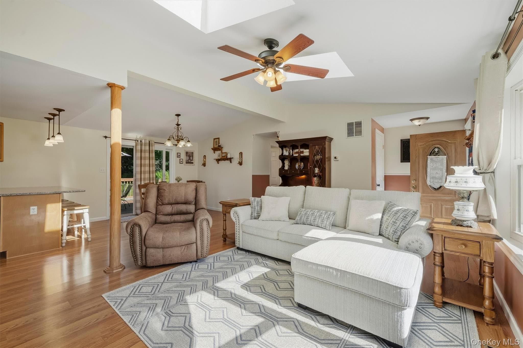 97 Heselton Drive thumbnail 8