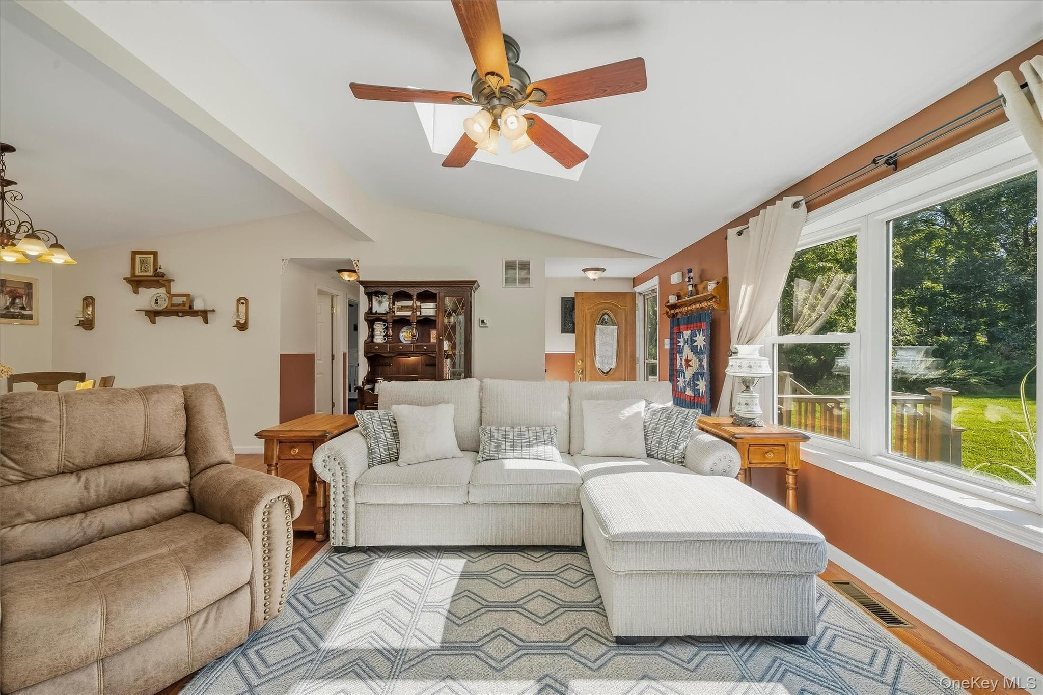 97 Heselton Drive thumbnail 9