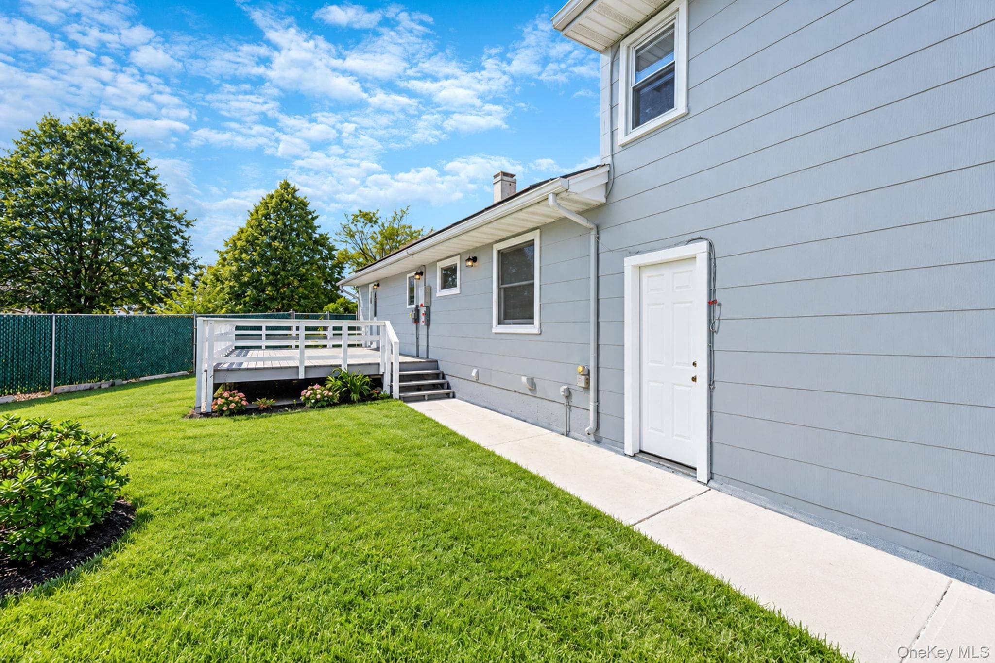 745 Anderson Avenue thumbnail 42