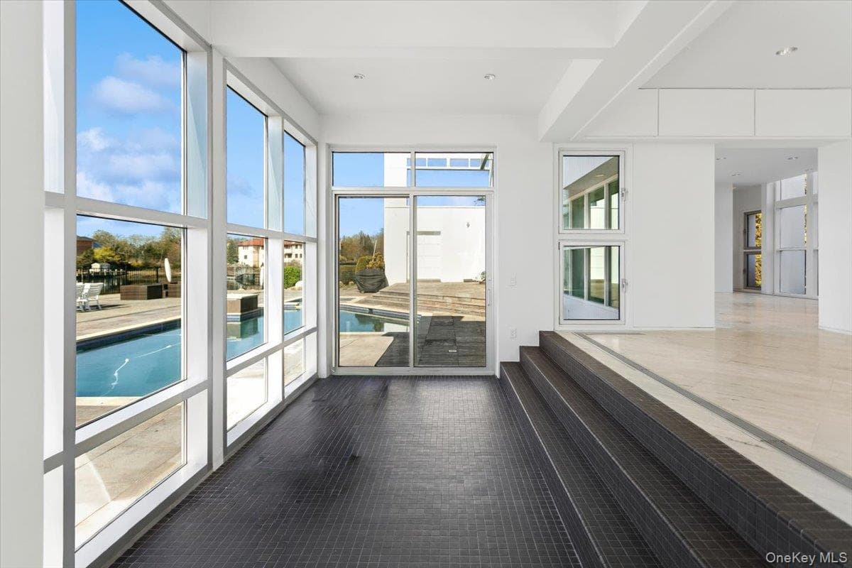 50 Heron Drive thumbnail 12