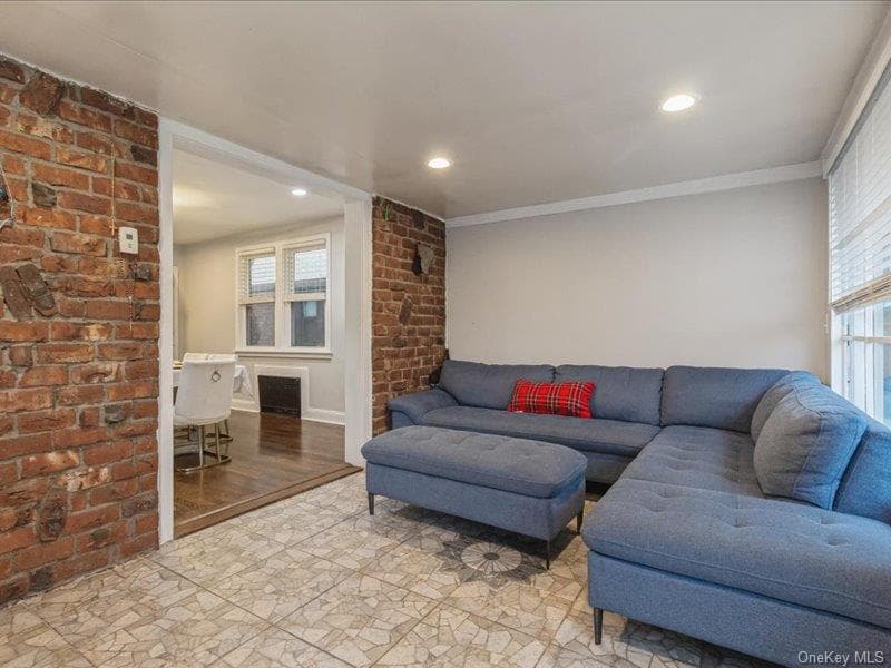 167 Lakeview Avenue thumbnail 8