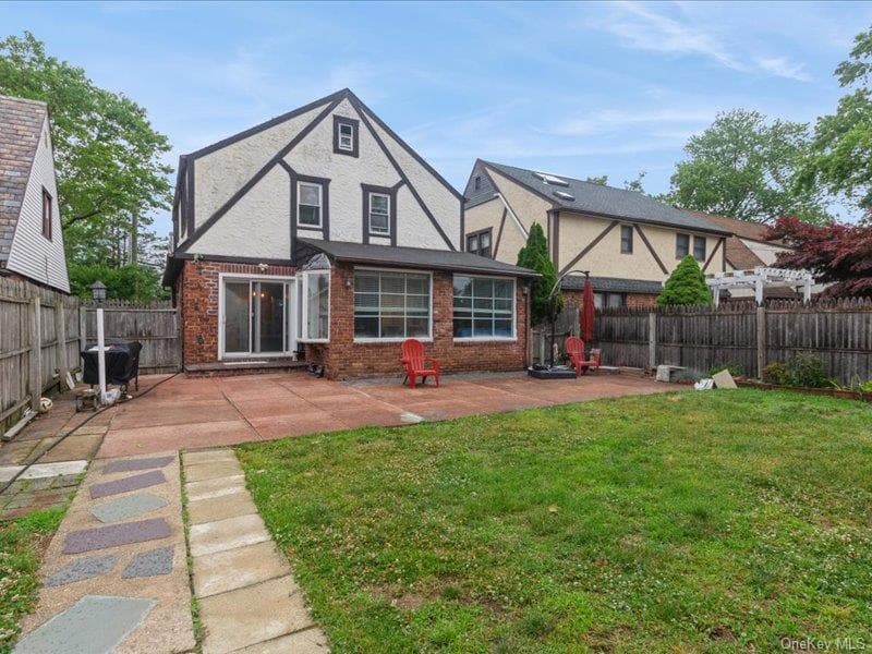 167 Lakeview Avenue thumbnail 26