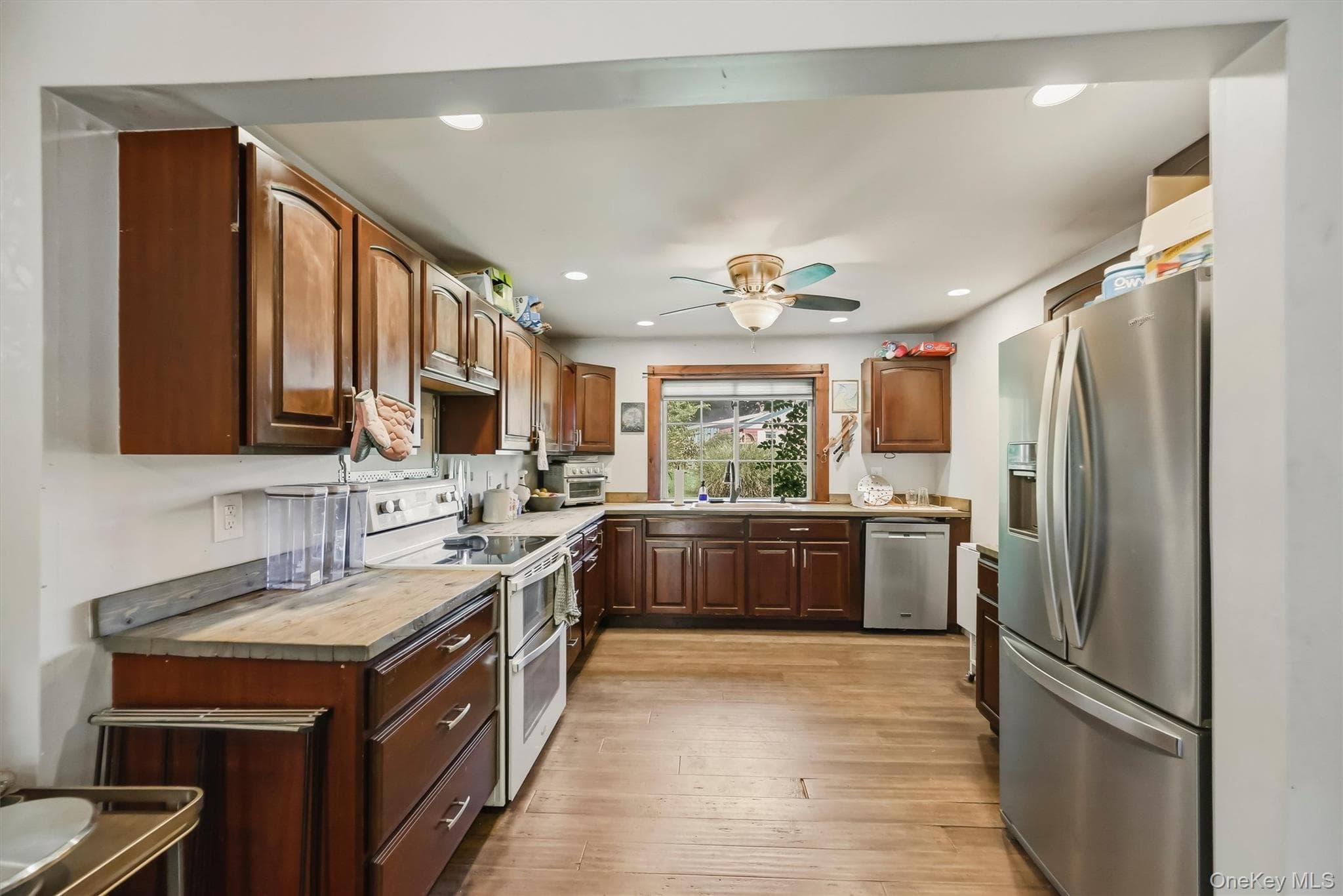 66 Silver Spring Road thumbnail 12