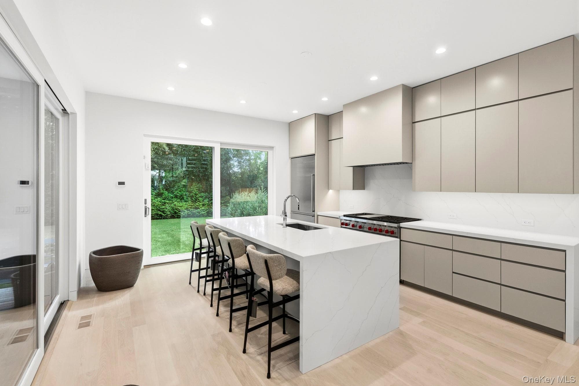 16 Gould Street thumbnail 5