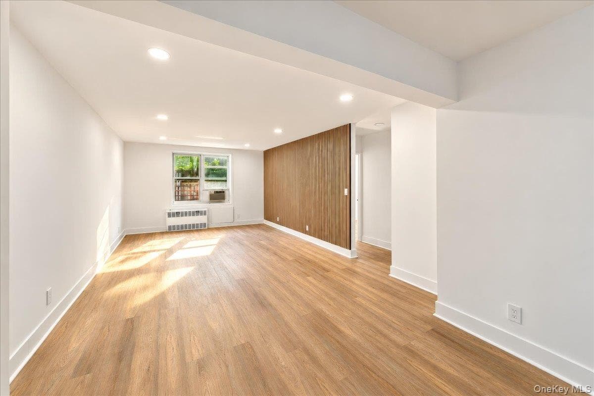 1296 Midland Avenue Unit: L2 thumbnail 4