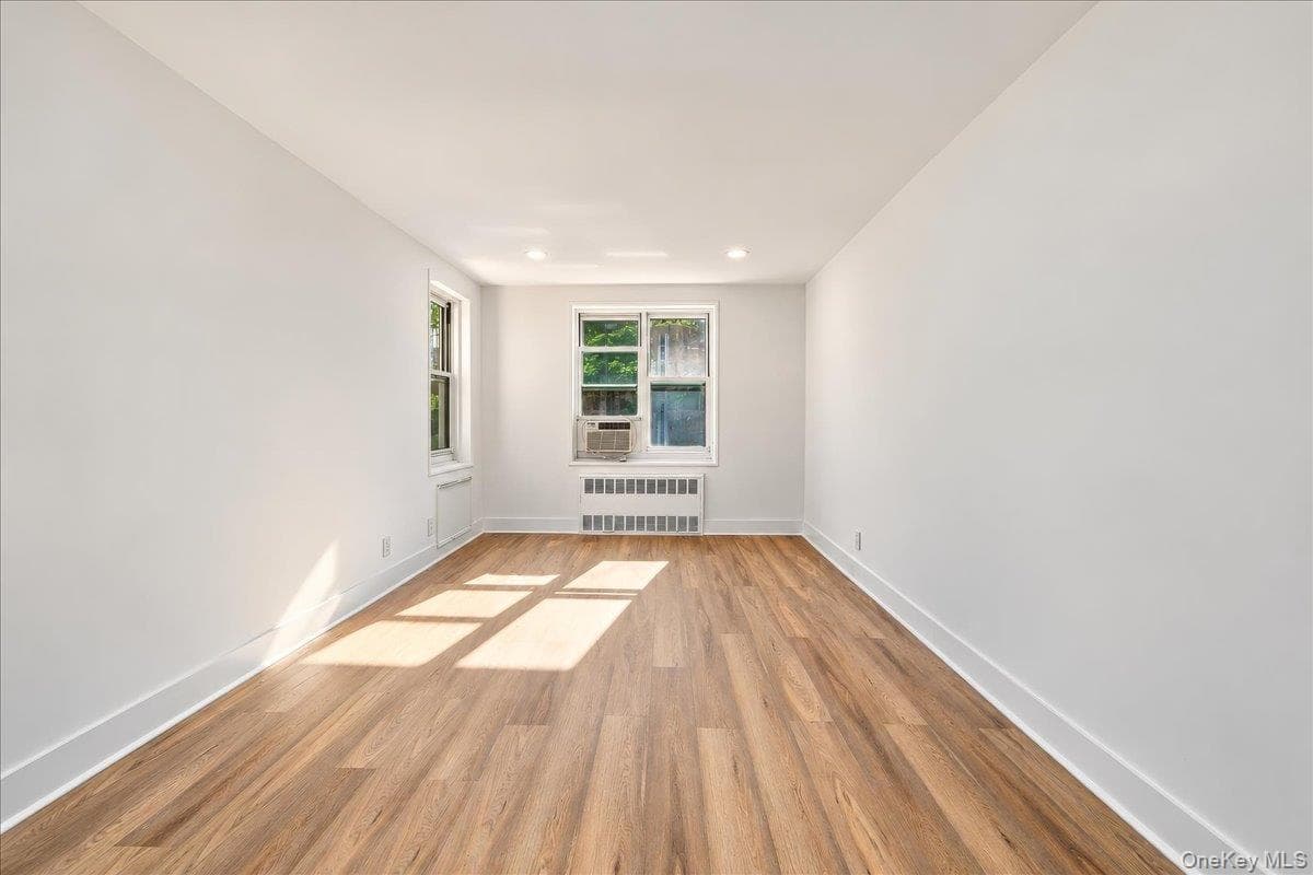 1296 Midland Avenue Unit: L2 thumbnail 11