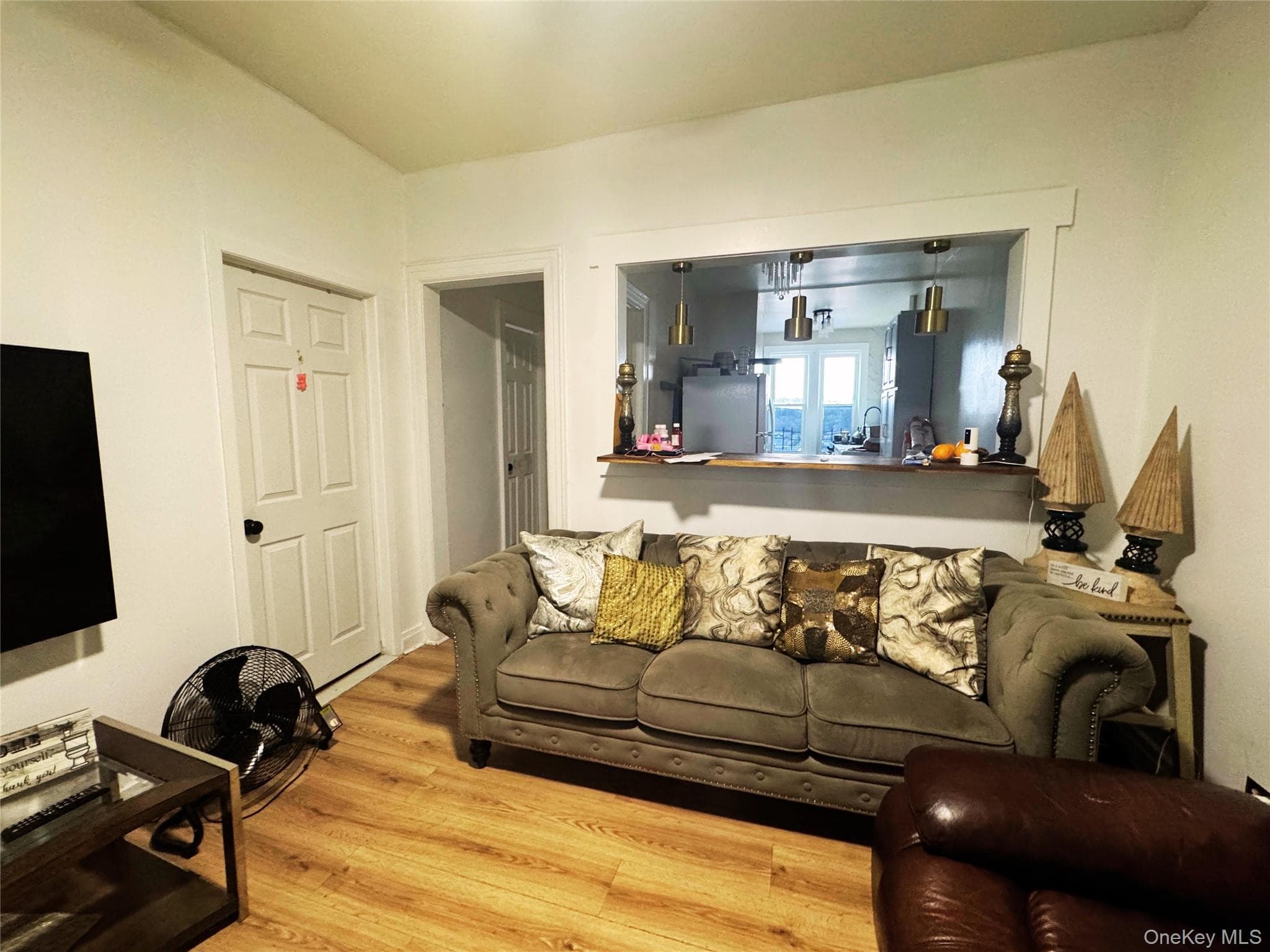 4621 Matilda Avenue thumbnail 11
