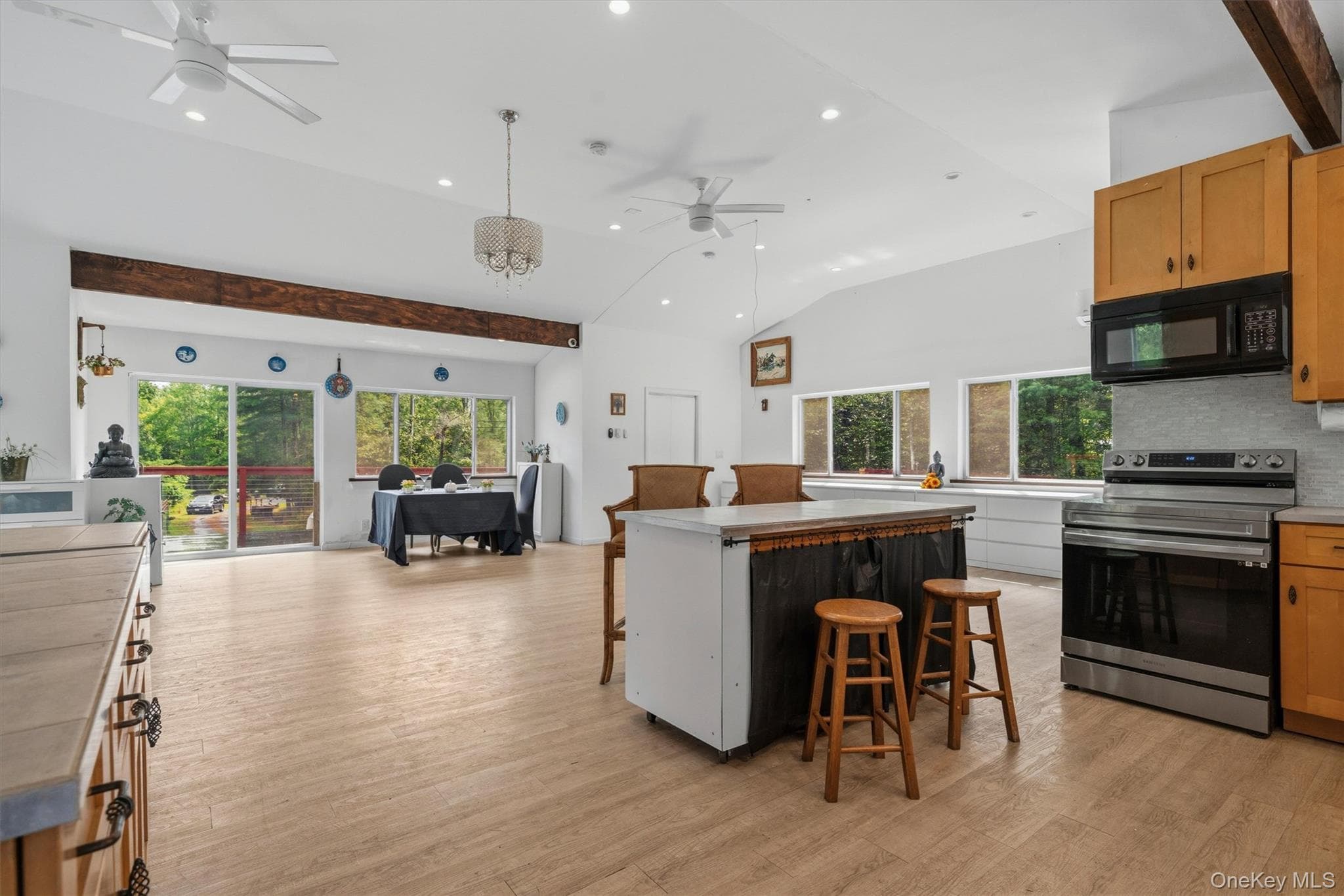 985 Cold Spring Road thumbnail 19
