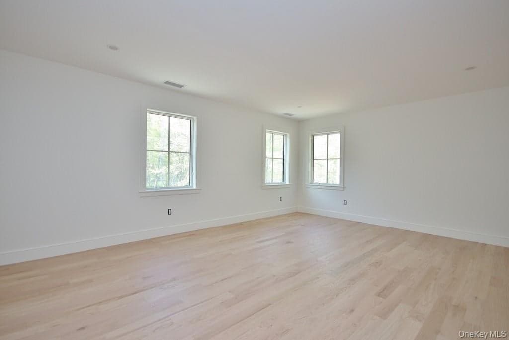 79 Cortlandt Avenue thumbnail 29