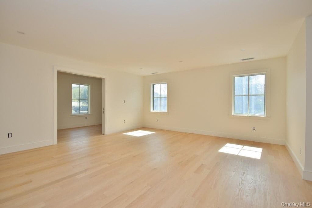 79 Cortlandt Avenue thumbnail 17