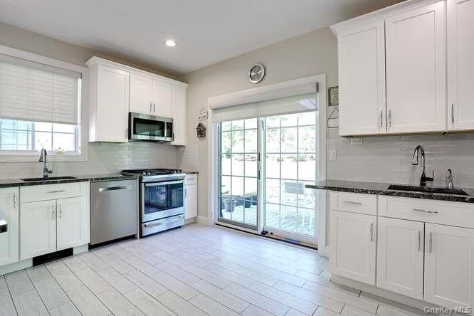 11 Silverwood Circle thumbnail 15