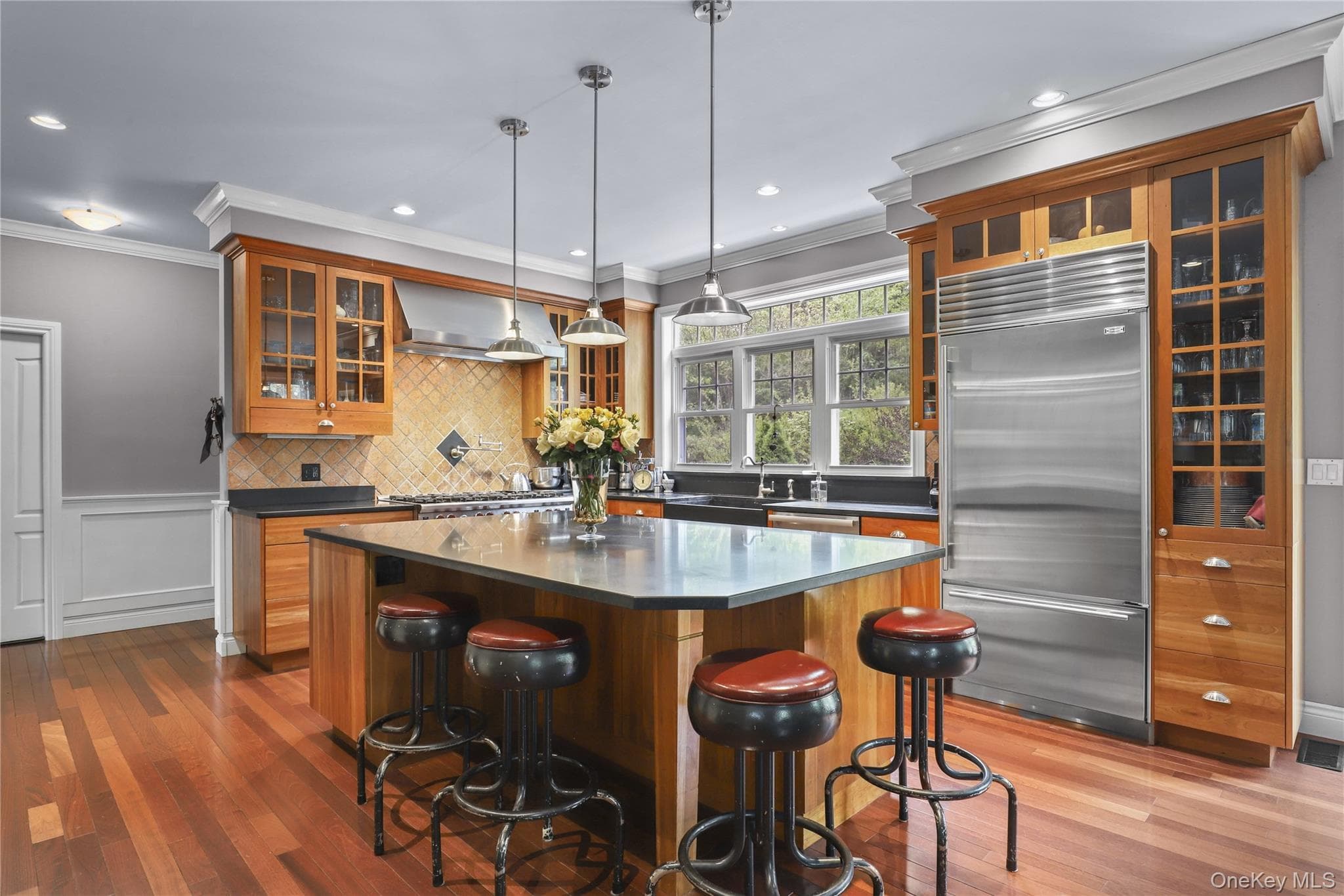 57 S White Rock Road, Holmes