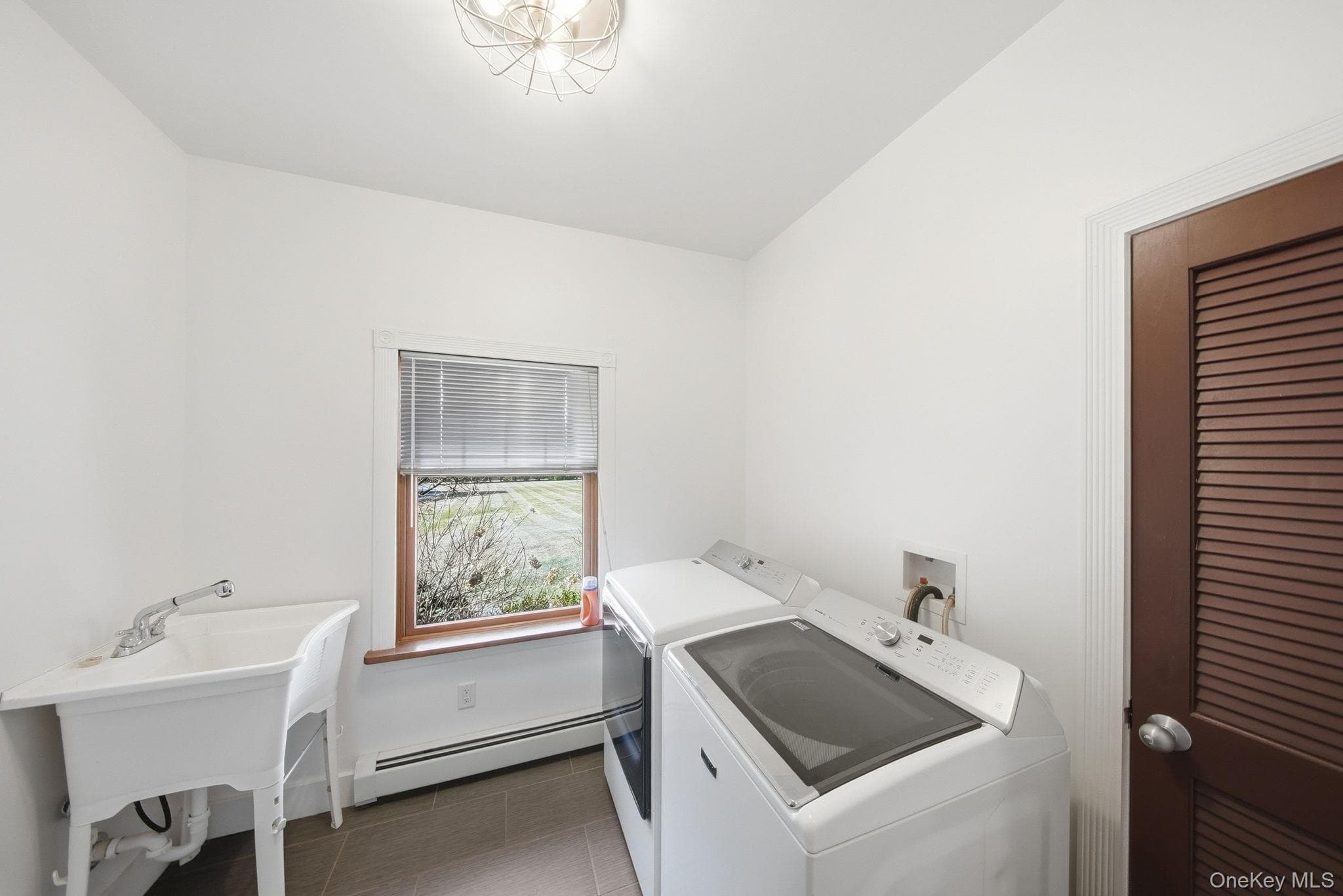 58 Deer Meadow Road thumbnail 24