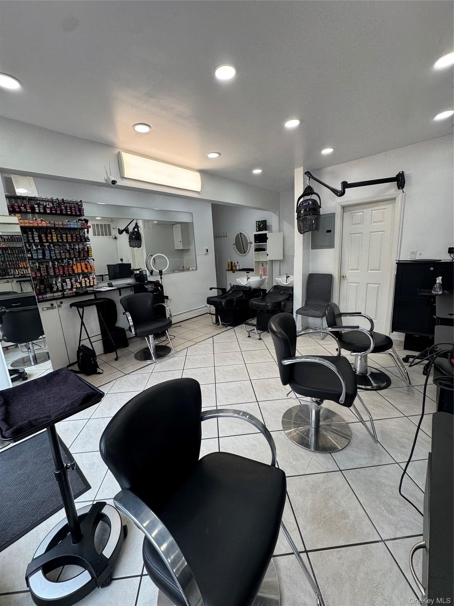84-26 Grand Ave Ave Unit: 1, Elmhurst