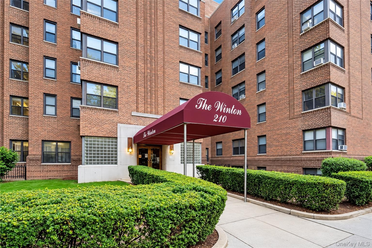 210 Martine Avenue Unit: 5L, White Plains