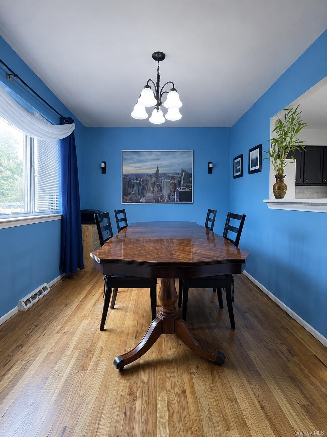 1340 Mac Donough Place thumbnail 10