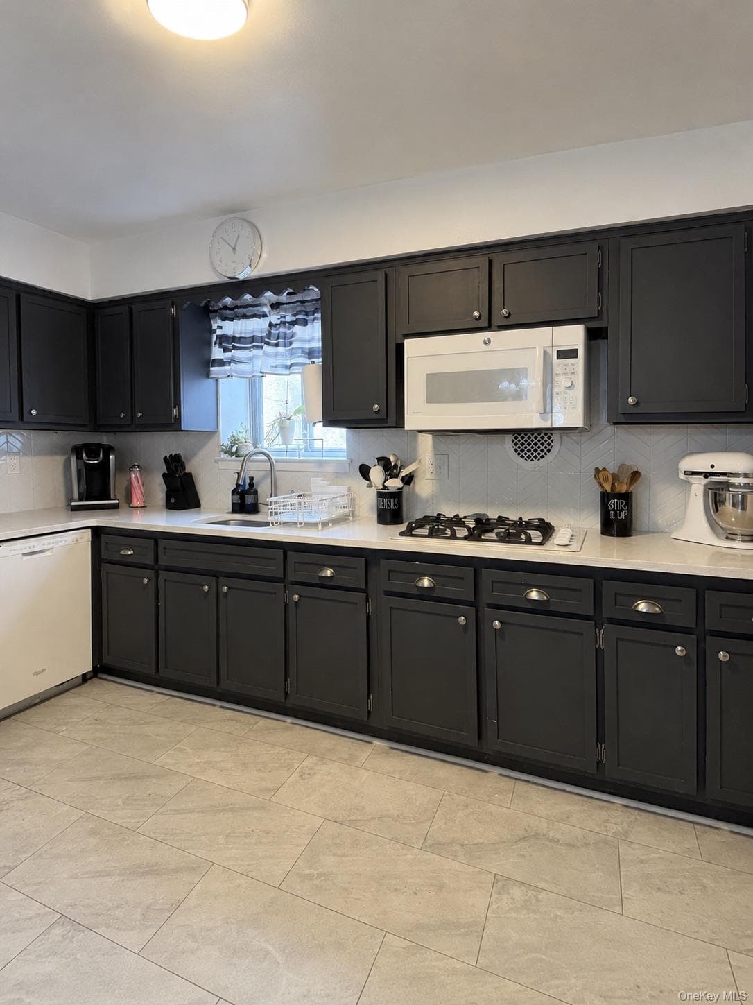 1340 Mac Donough Place thumbnail 9